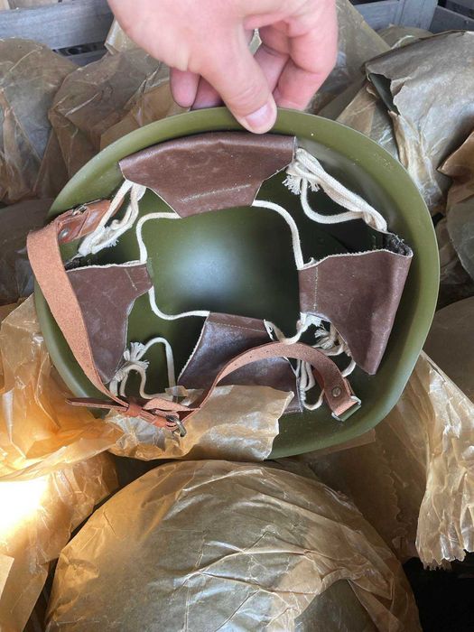 Продам советская каска шлём СШ -68, СШ-60