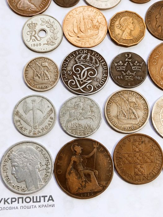 Пиратские монеты с 1880года.Парусники,королевы,короли,корабли