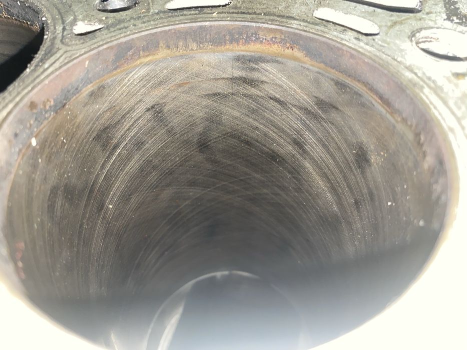 Блок ціліндрів N47D20A