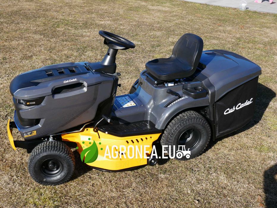 Cub Cadet LT3 R102 amerykański traktor kosiarka 2 cylindry 20KM hydrostat kosz , model 2026 dostawa do domu