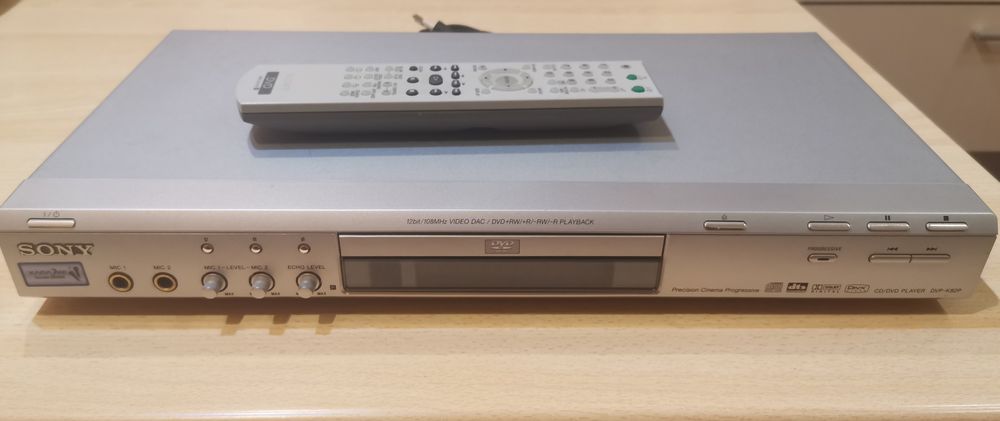 DVD CD видео плеєр з караоке SONY  DVP-K82P