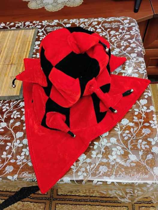 Супер шапки для болельщиков футбола.250грн за обе