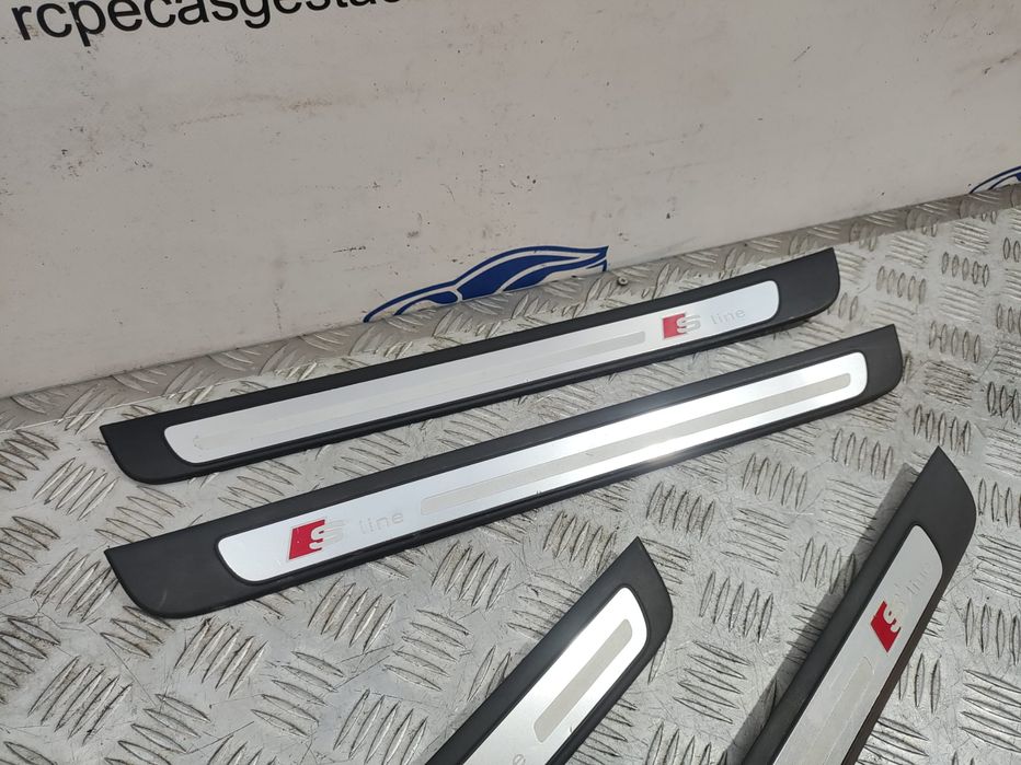 Conjunto soleiras porta frente frontal traseira trás Audi A4 B8 8K