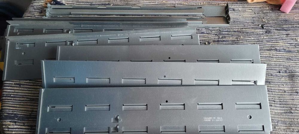Rails / Calhas para Bastidor
