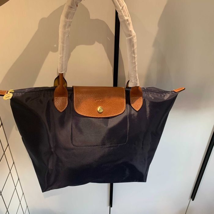 Longchamp – klasyczny model w kolorze