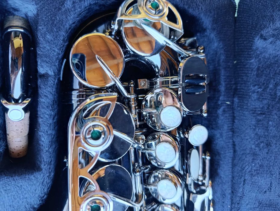 Saxofone soprano curvado novo