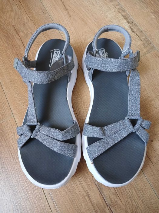 Босоножки Skechers р41