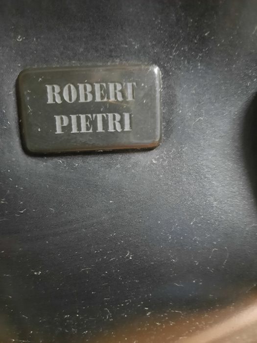 Carteira preta em pele Robert Pietri