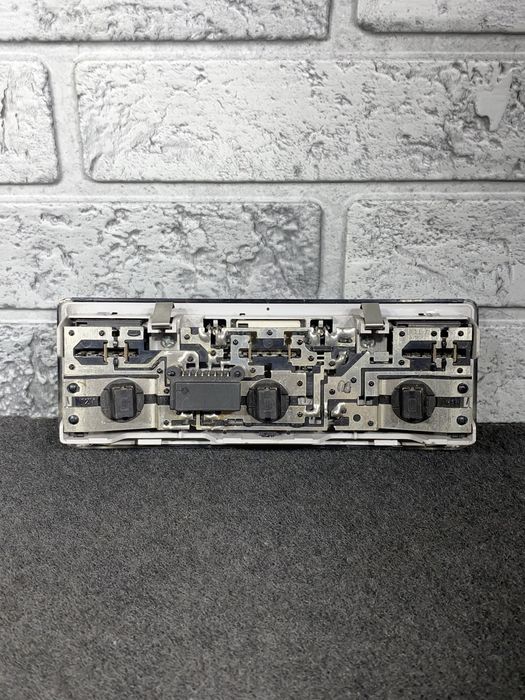 Плафон передній BMW E46 Код:1030