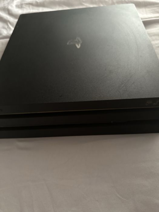 Ps4 pro como nova!