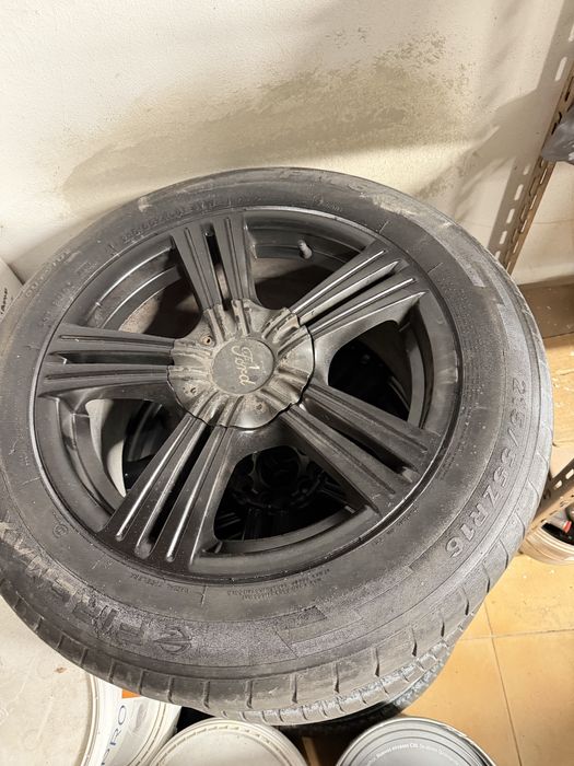Jantes Ford Galaxy 16” com pneus