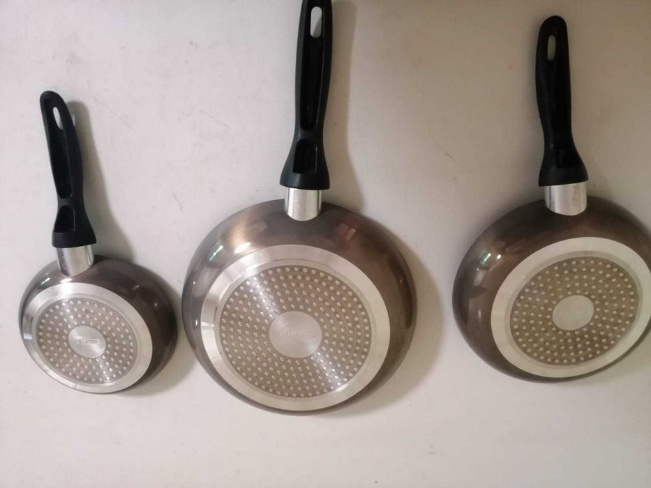 Conjunto de 3 frigideiras