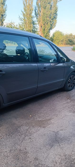 ford galaxi 2013   7місць