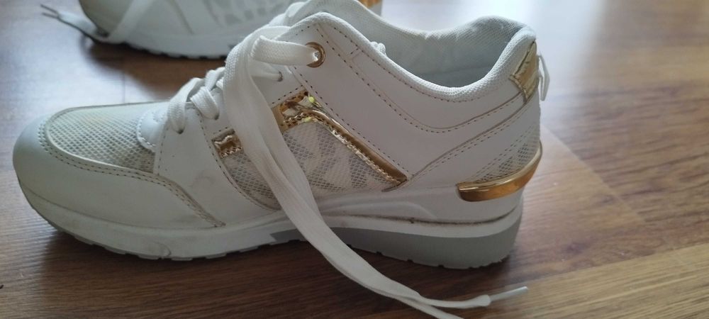 Buty białe rozmiar 38