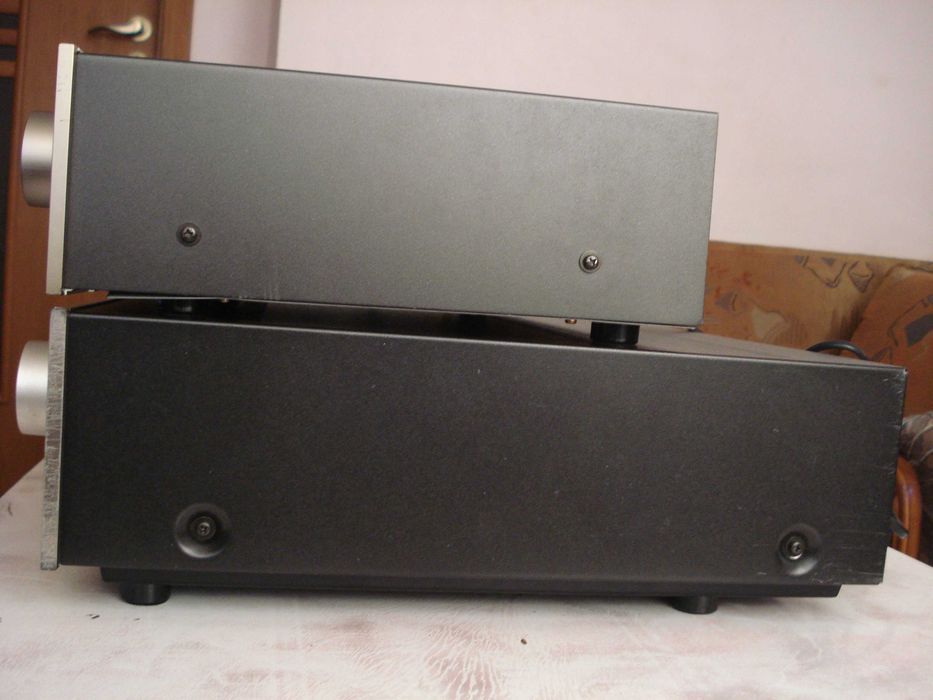 Підсилювач "Luxman" L-3, L-215