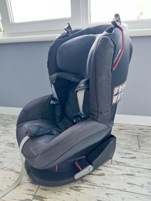 Продам  автокрісло під ремені безпеки MAXI COSI TOBI (9-18 kg)