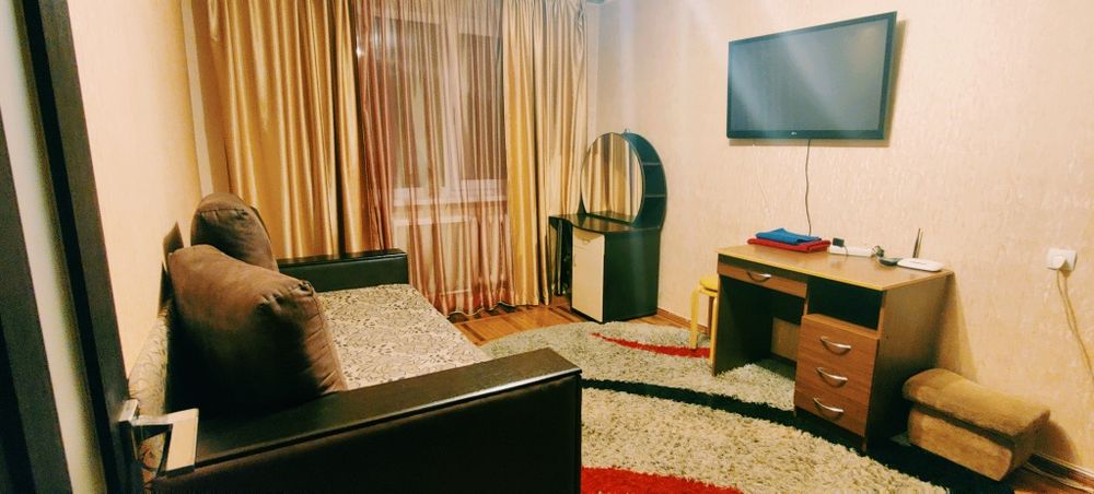 1-к посуточно метро Житомирская,Онкоцентр,ТРЦ Lavina