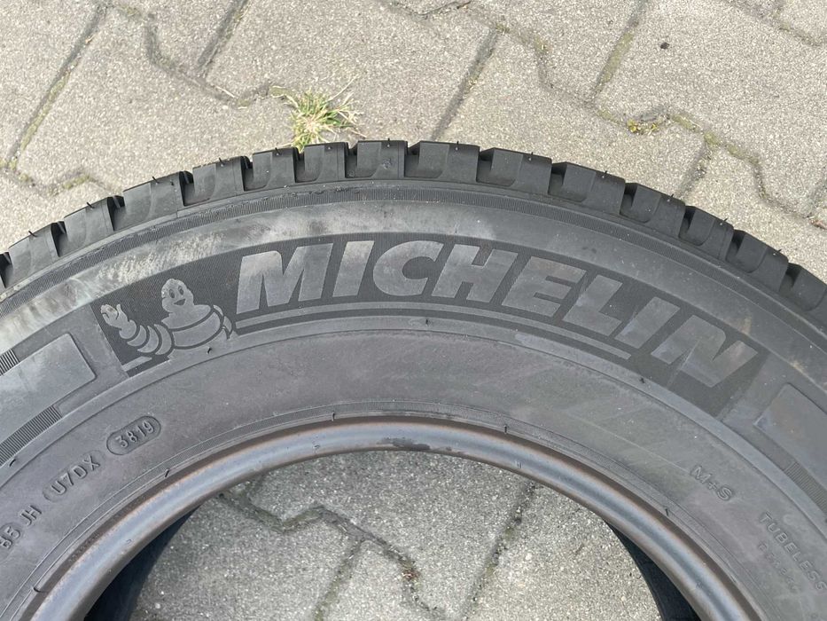 225/75/16C Opony Letnie Michelin Agilis