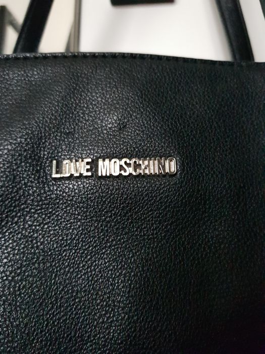 Czarna torebka shopperka Love Moschino skóra