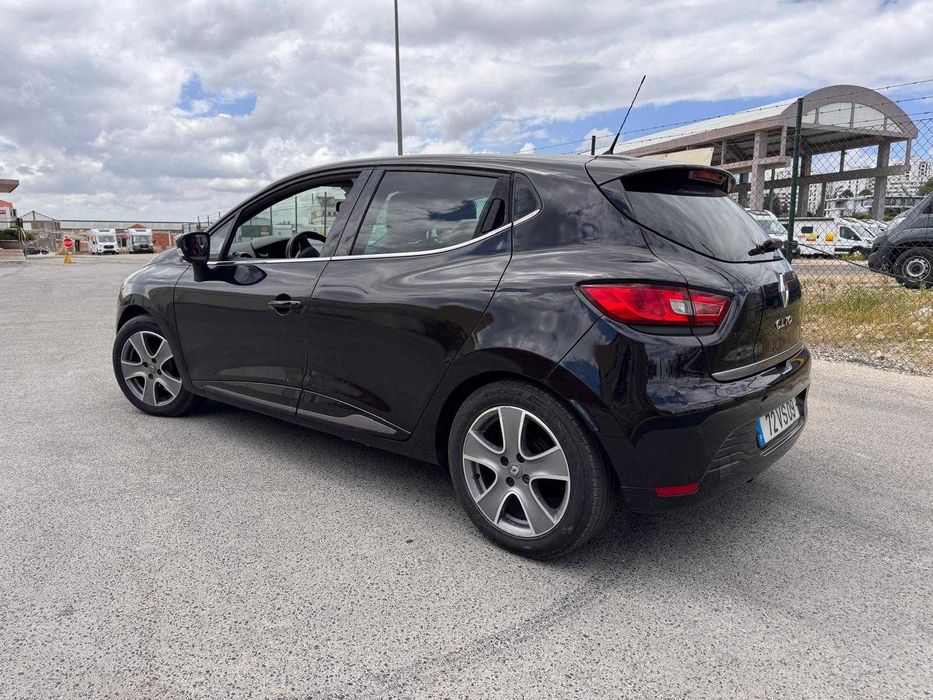 Renault Clio IV 1.5 dCi Dynamique S | EXCELENTE ESTADO | Revisão + Distribuição Feita