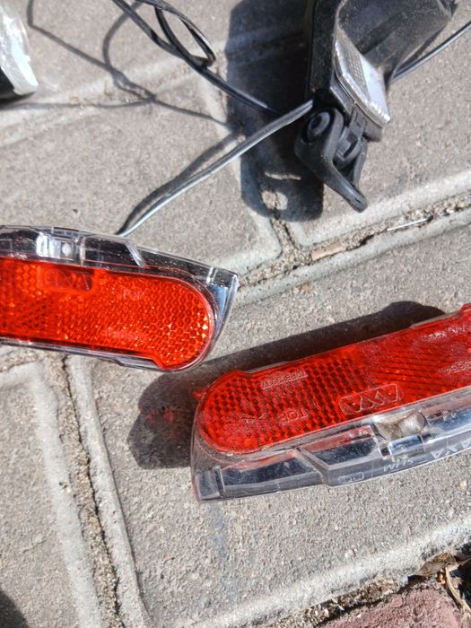 Zestaw pięciu lampek rowerowych led