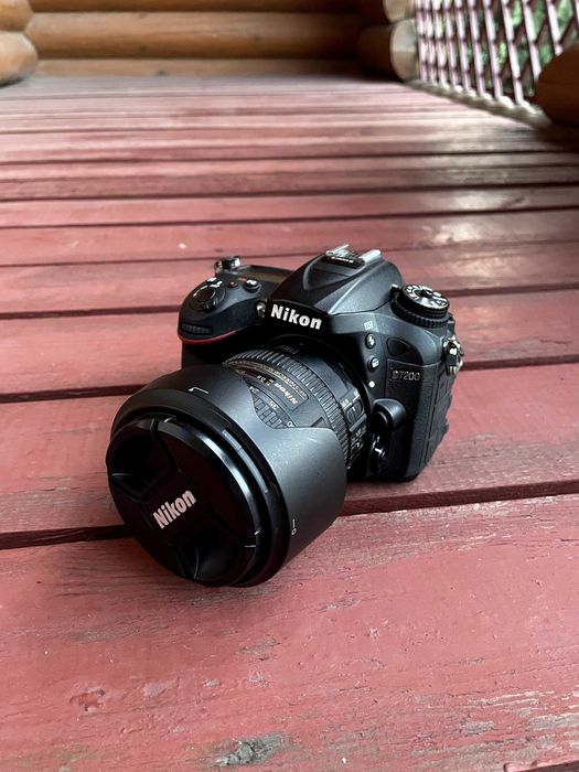 Фотоапарат Nikon D7200 + Nikkor 16-85mm f/3.5-5.6G + Nikkor 35mm f/1.8G