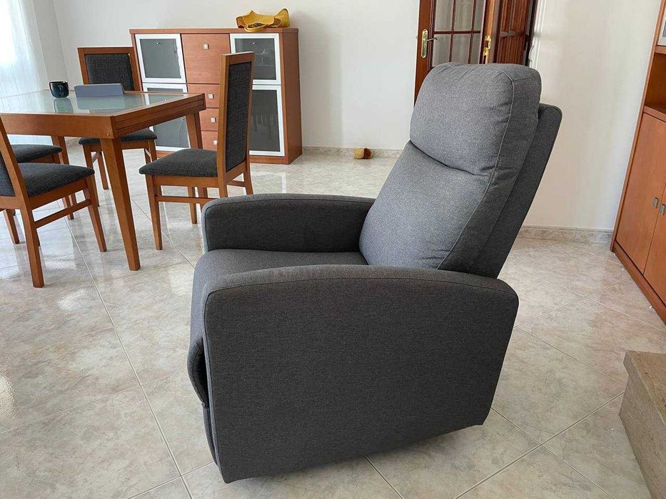 Cadeirão relax em tecido Antracite - ISAO