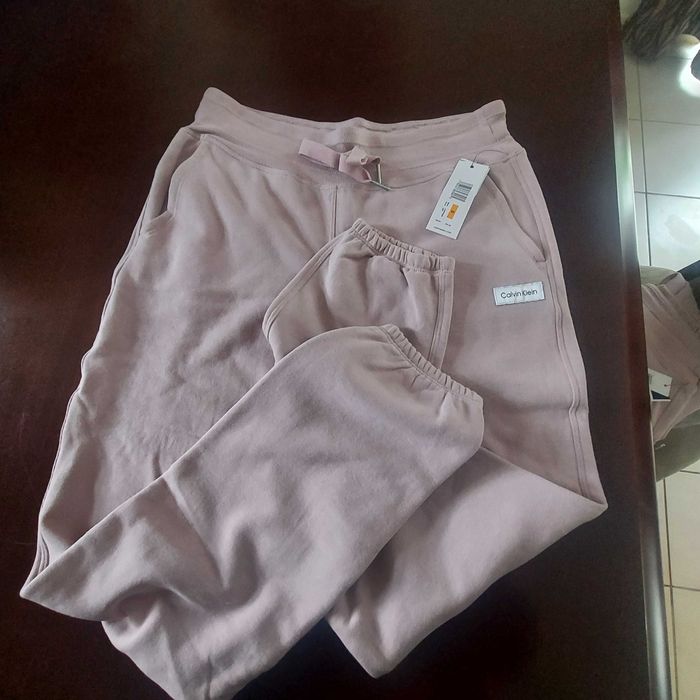 Calvin Klein  damskie spodnie treningowe ze sklepu w USA