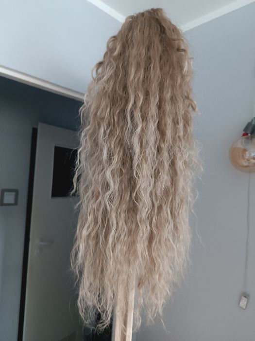 Peruka długie blond loki