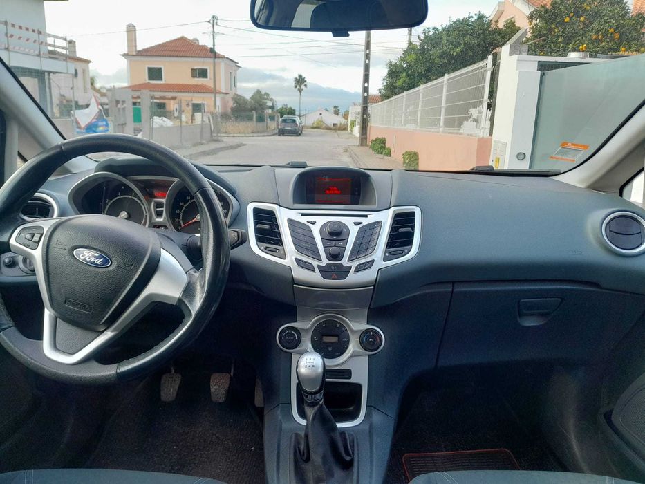 Ford Fiesta 2010