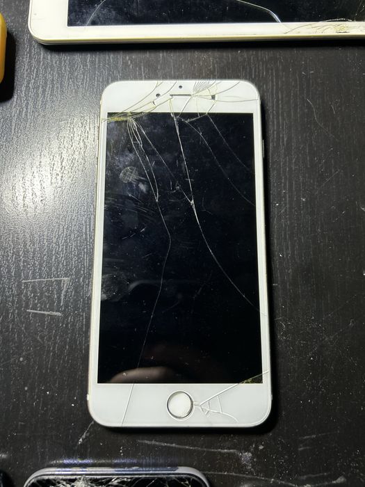 iPhone 6s Plus for Parts64738260145411121