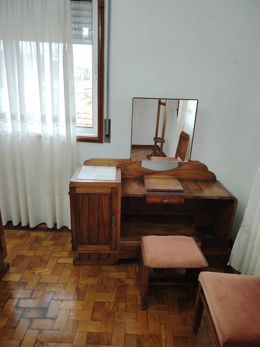 Mobília Arte Nova completa de quarto