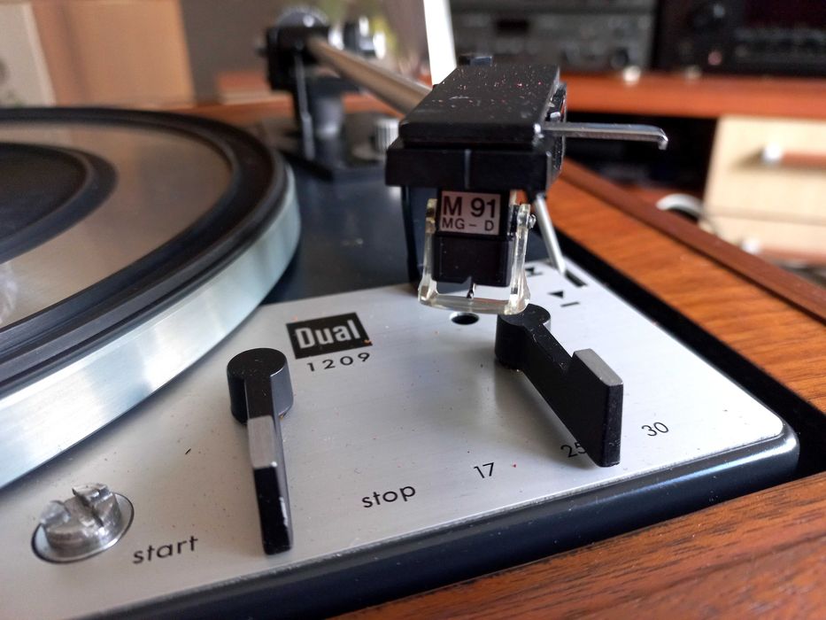 Gramofon SABA 740 / DUAL 1209