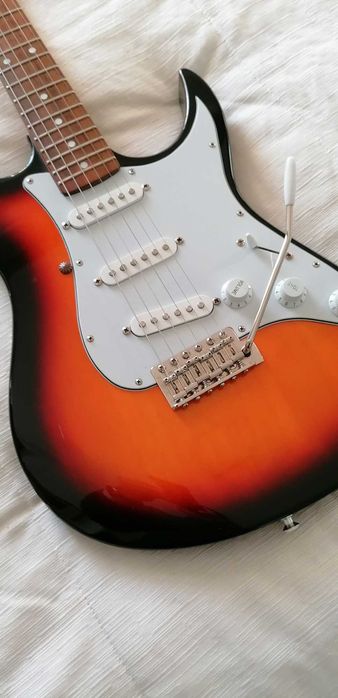 Guitarra ARIA STG Series Águas Livres • OLX Portugal