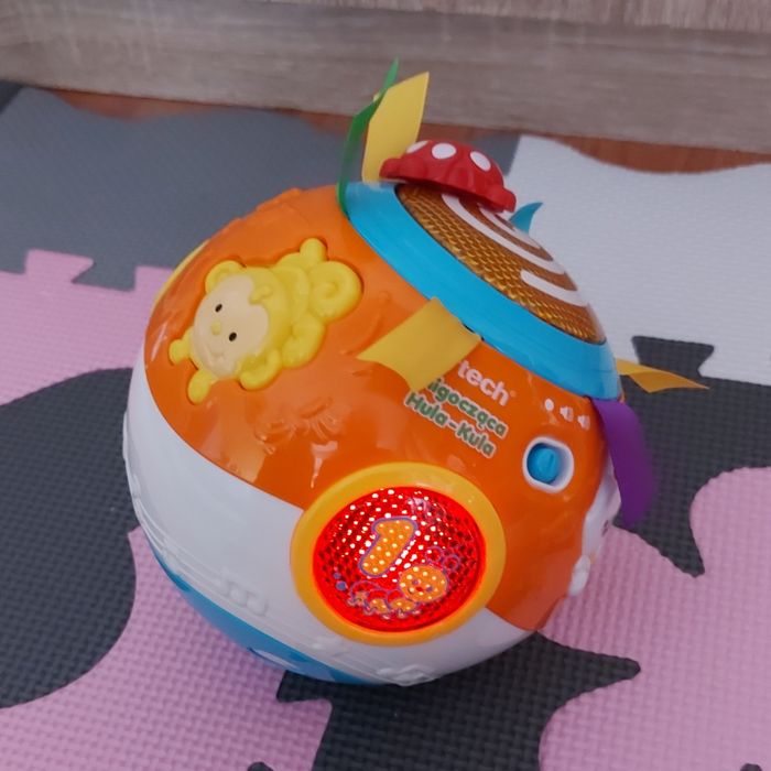 Migocząca kula-hula, piłka