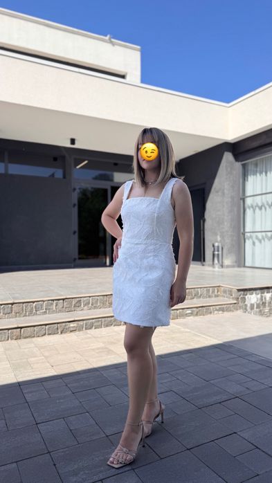 Парик дуже якісний та зручний