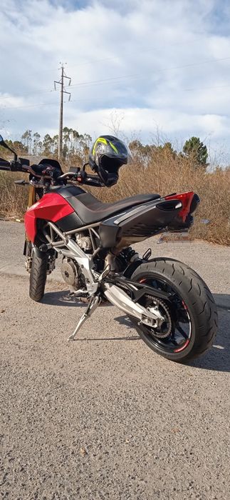 Aprilia Dorsoduro 750cc