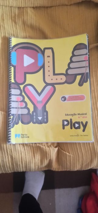 Manual musica e caderno atividades 6o ano
