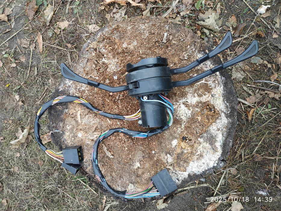 Перемикач ВАЗ-2106