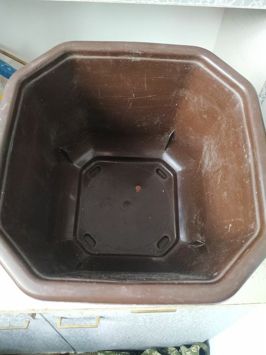 Вазоны для цветов