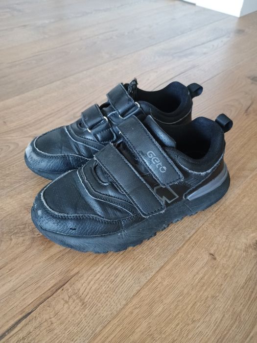 Buty dla chłopca 33