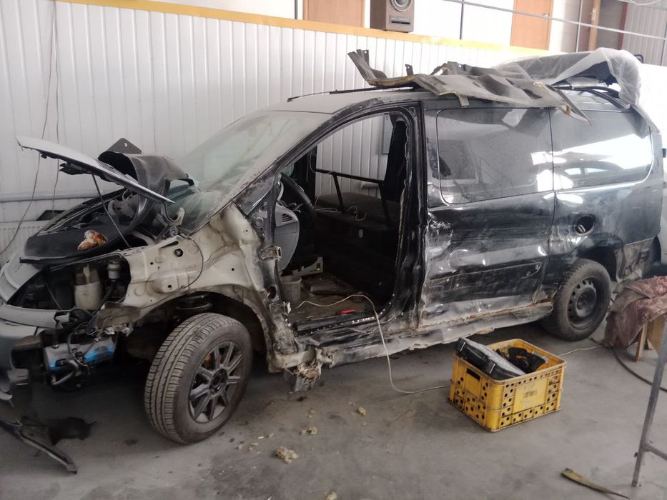 Фарбування автомобілів і елементів