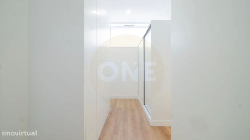 Apartamento T3 remodelado| Suite e closet | Codivel, Odivelas