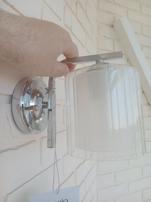 Настінний світильник, бра для сральні