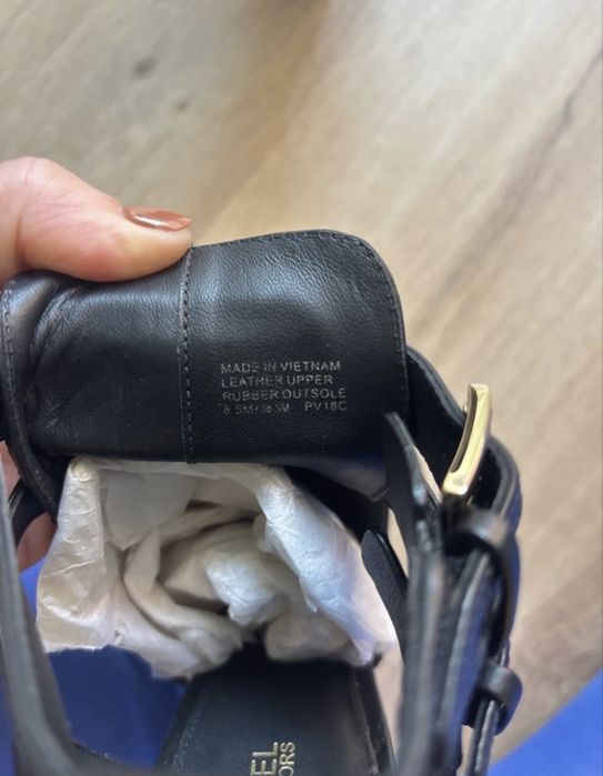 Botim Michael Kors NOVAS