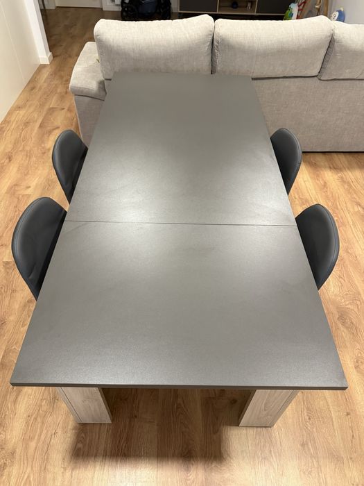 Conjunta mesa extensivel + 4 cadeiras URGENTE