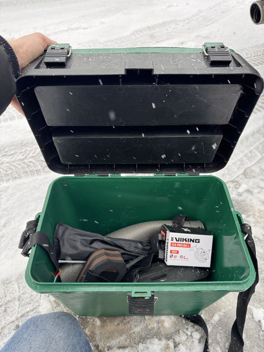 Риболовний зимовий ящик