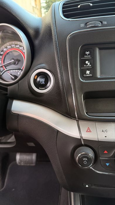 Продам авто Dodge Journey 2015