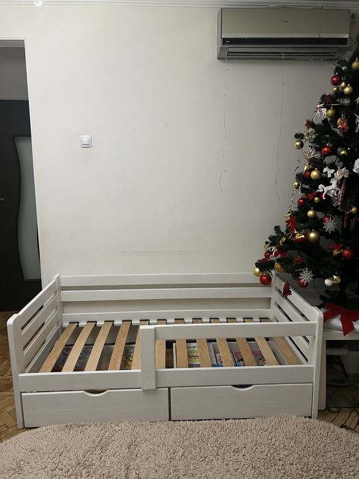 Ліжко односпальне