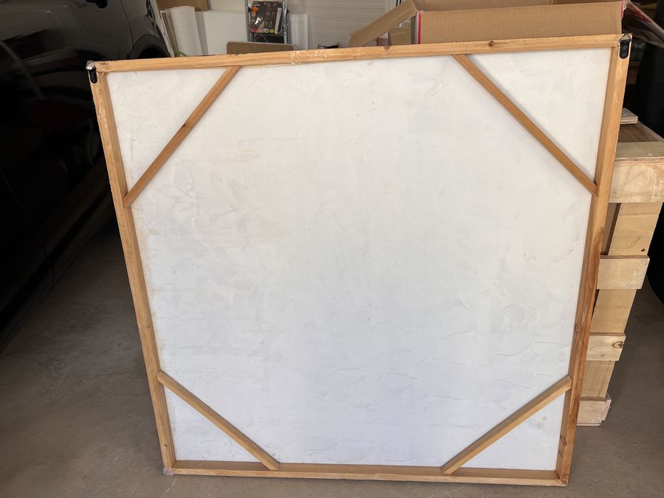 Quadro com 1,00x1,00m pintado à mão.426581683204280321